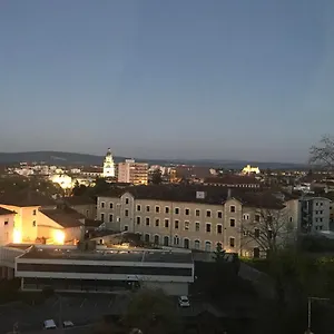 Bel Renove, Spacieux Et Lumineux Appartement